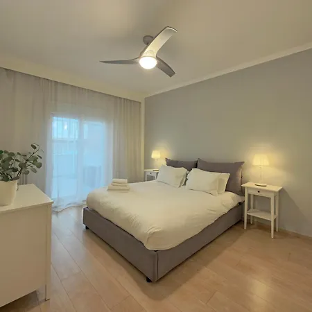 Apartment Grace By Halu! Luxury 3bd On Mitropoleos Street *