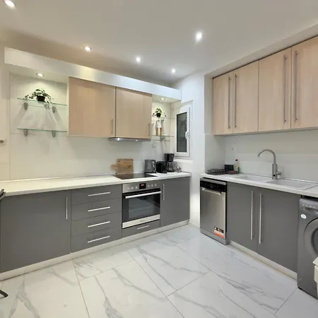 Grace By Halu! Luxury 3bd On Mitropoleos Street Apartment Thessaloniki