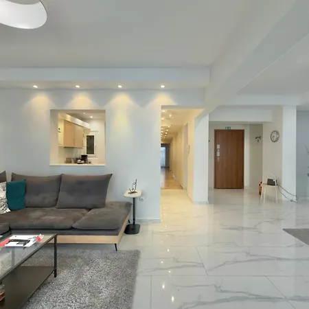 Apartment Grace By Halu! Luxury 3bd On Mitropoleos Street