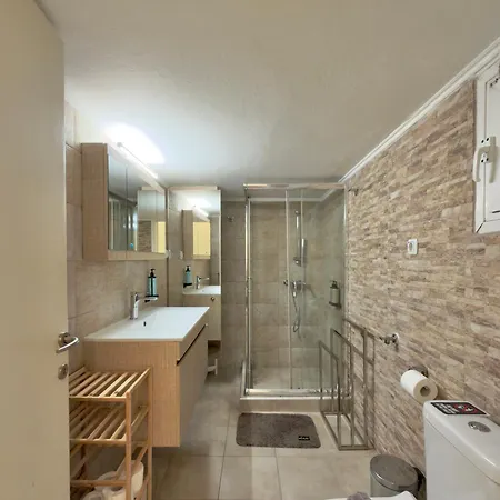 Grace By Halu! Luxury 3bd On Mitropoleos Street Apartment Thessaloniki